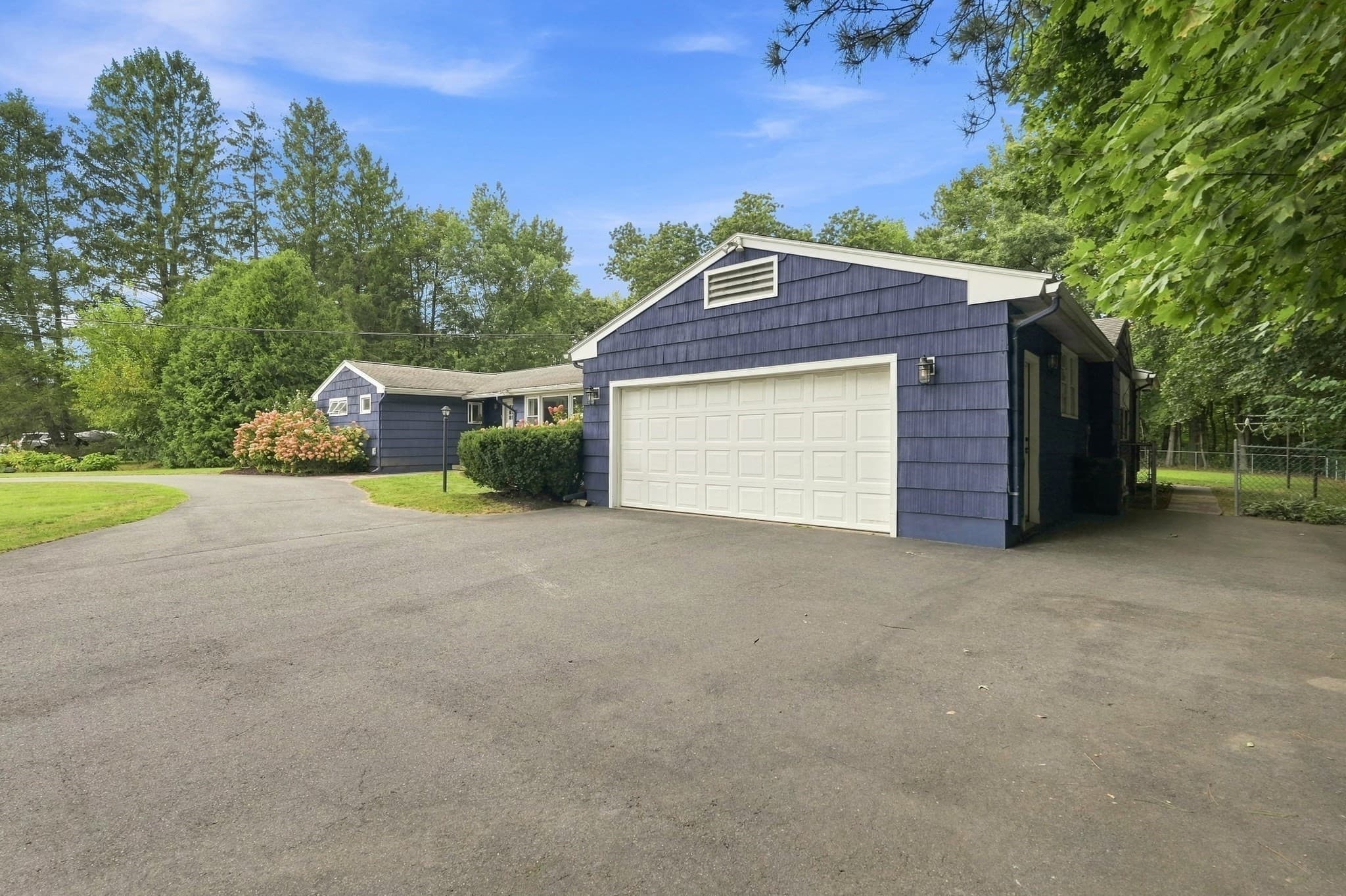 Single Family Residence at 5 Pine St, South Hadley MA 01075, photo 4 of 42