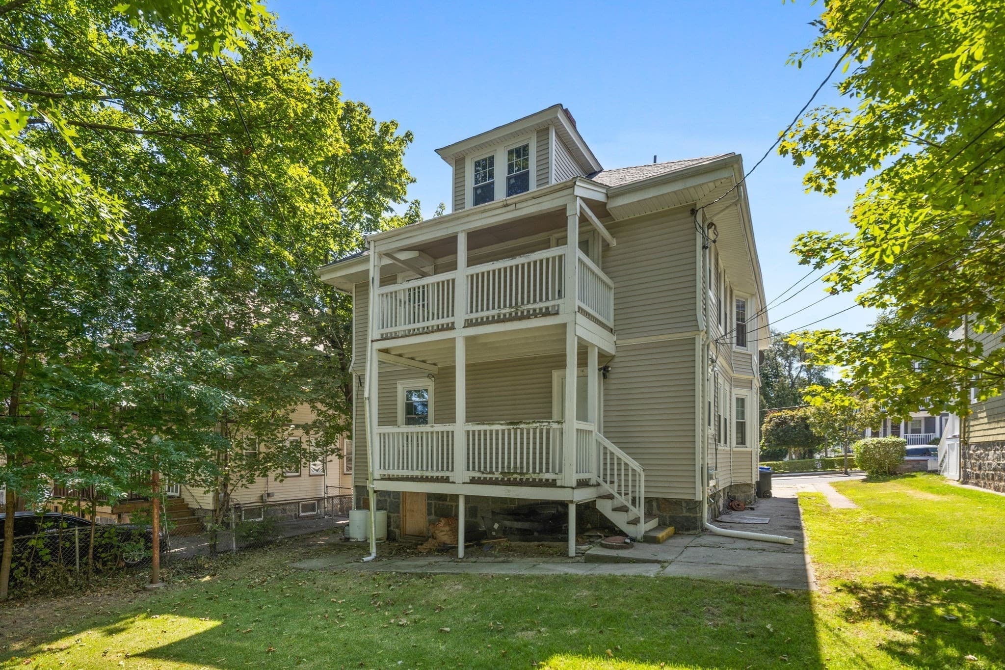 Condominium at 27-29 Codman Hill Ave # 2, Boston MA 02124, photo 6 of 28