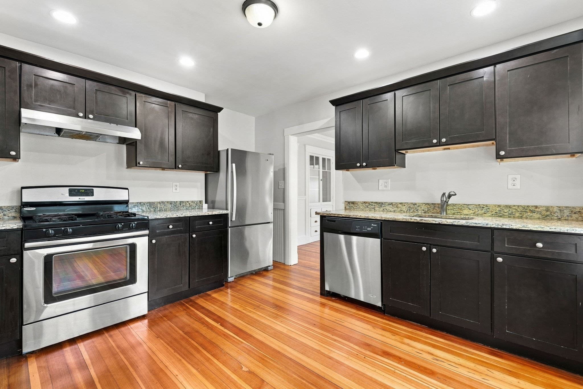 Condominium at 27-29 Codman Hill Ave # 2, Boston MA 02124, photo 12 of 28