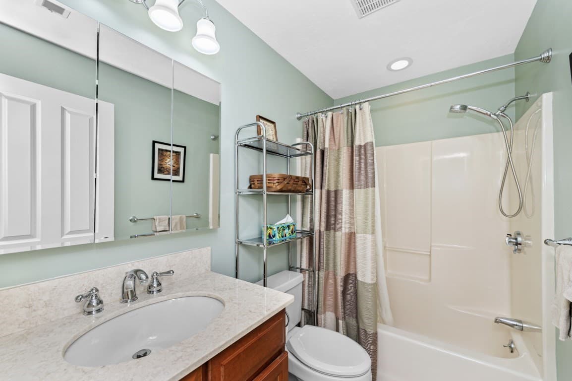 Condominium at 12 Mcneil Circle # 12, Hopkinton MA 01748, Hopkinton, photo 23 of 31