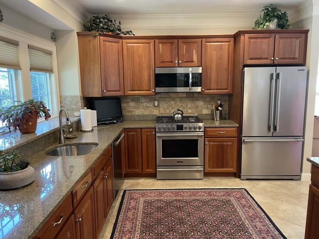 Condominium at 12 Mcneil Circle # 12, Hopkinton MA 01748, Hopkinton, photo 2 of 31