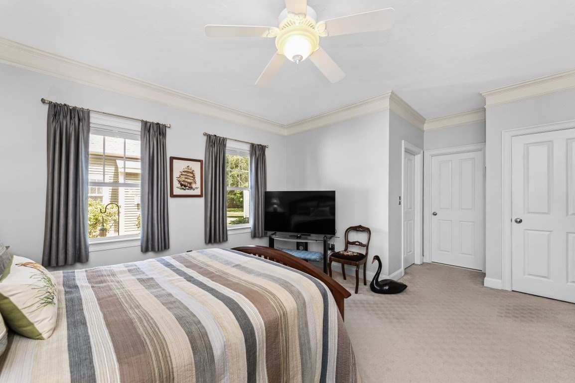 Condominium at 12 Mcneil Circle # 12, Hopkinton MA 01748, Hopkinton, photo 12 of 31