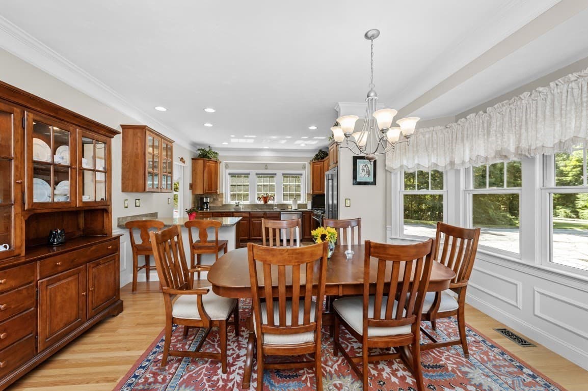 Condominium at 12 Mcneil Circle # 12, Hopkinton MA 01748, Hopkinton, photo 5 of 31