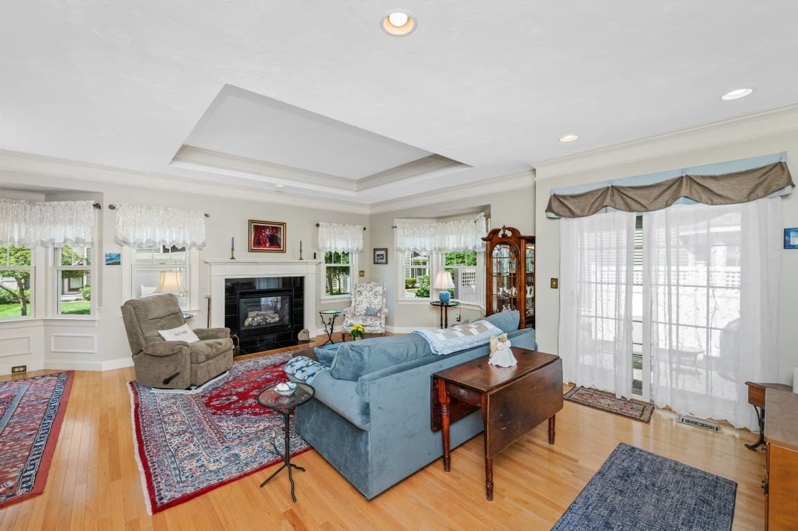 Condominium at 12 Mcneil Circle # 12, Hopkinton MA 01748, Hopkinton, photo 10 of 31