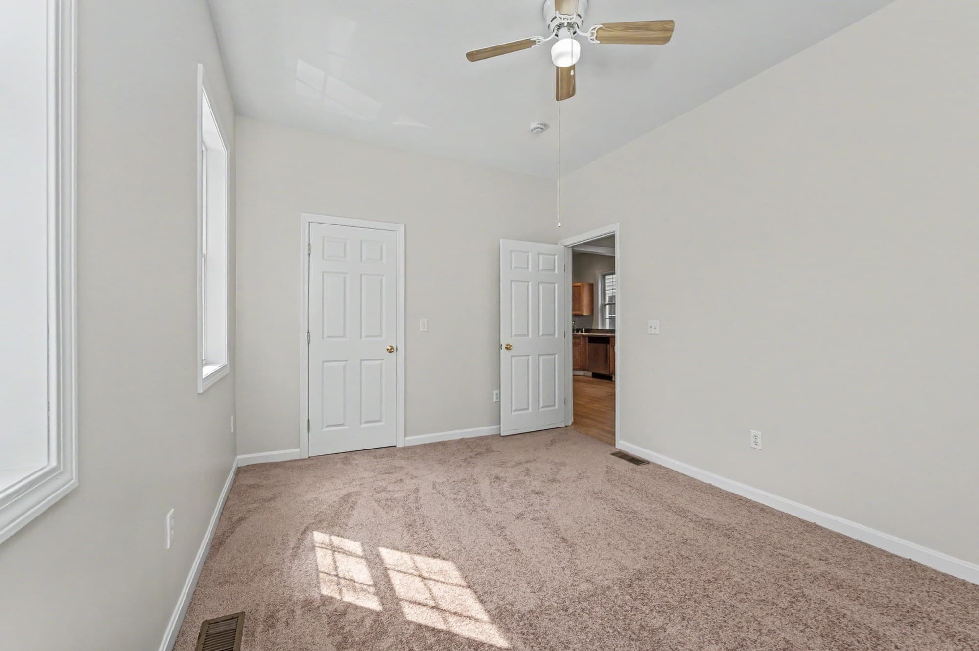 Condominium at 55 4th St # 57, Lowell MA 01850, photo 19 of 41