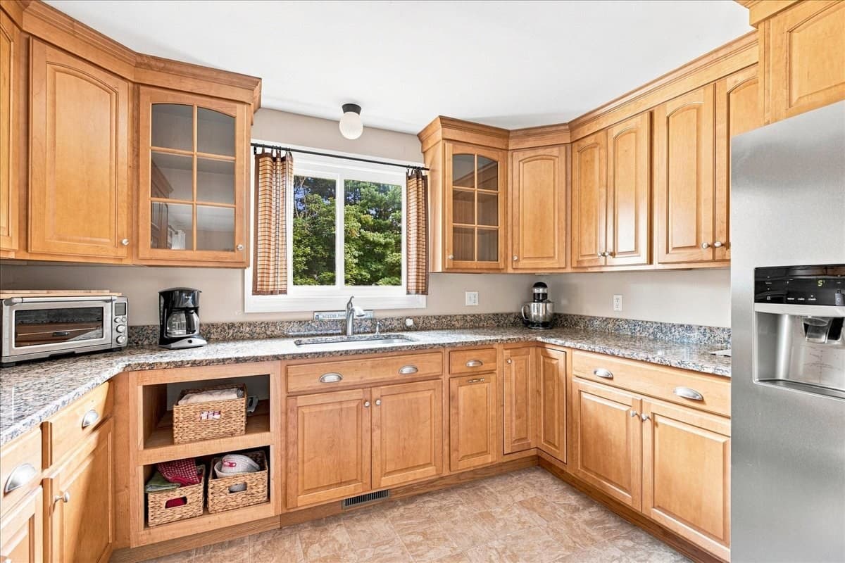 Single Family Residence at 3 Charbonneau Ave, Lakeville MA 02347, Lakeville, photo 11 of 39