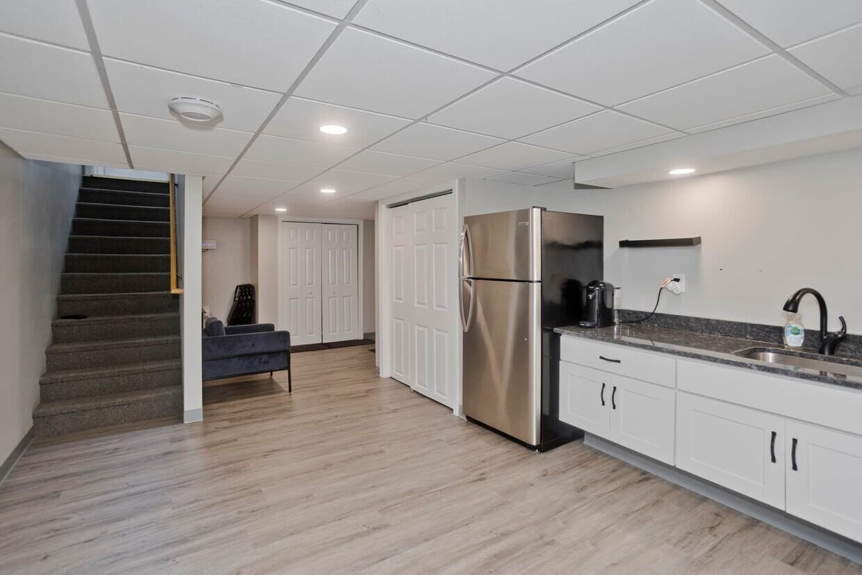 Commercial Sale at 660 Springfield St, Agawam MA 01030, photo 7 of 12
