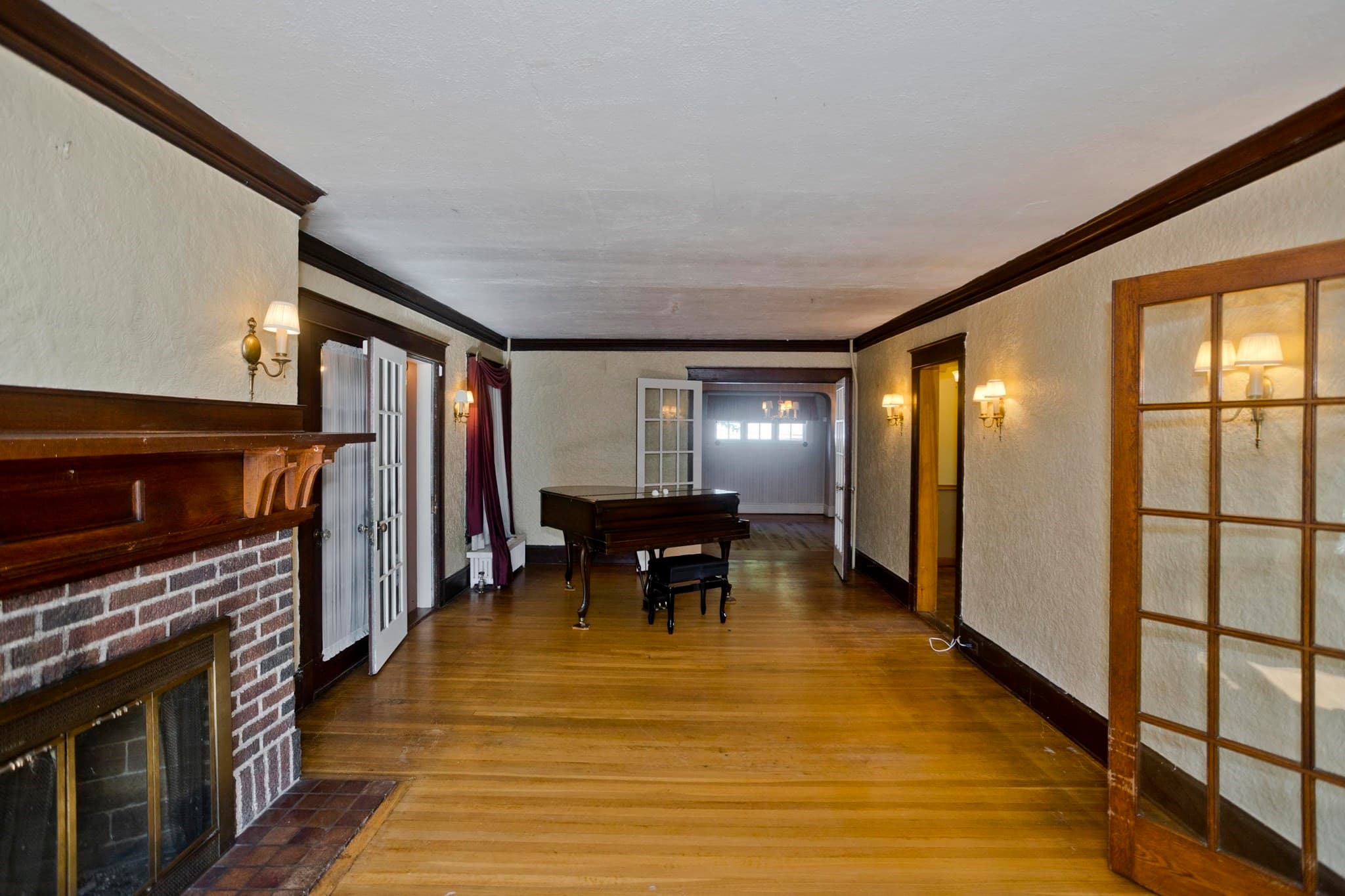 Single Family Residence at 1750 Northampton St., Holyoke MA 01040, Holyoke, photo 20 of 42