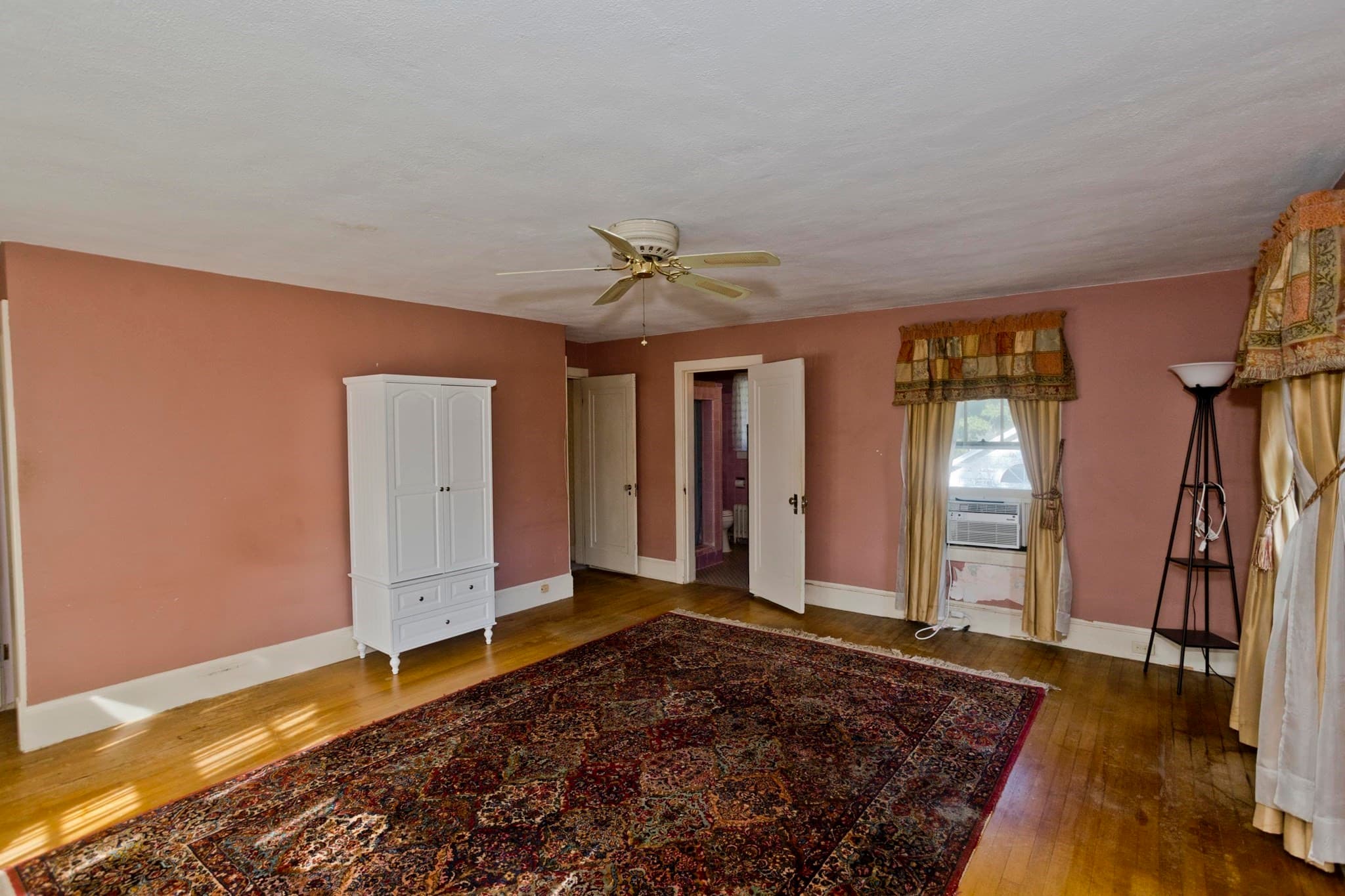 Single Family Residence at 1750 Northampton St., Holyoke MA 01040, Holyoke, photo 39 of 42
