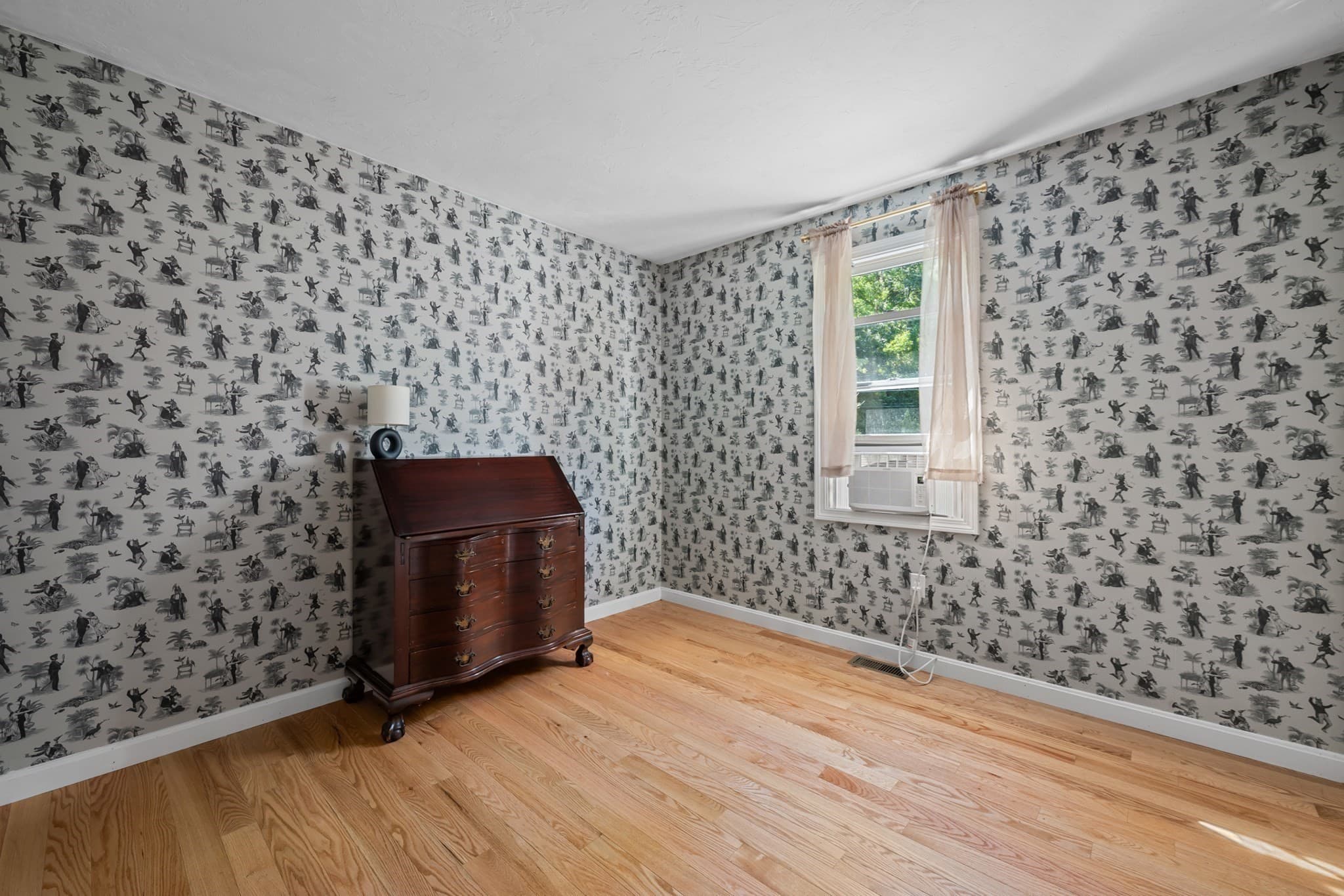 Single Family Residence at 13 Crosby Rd, Grafton MA 01519, Grafton, photo 20 of 37