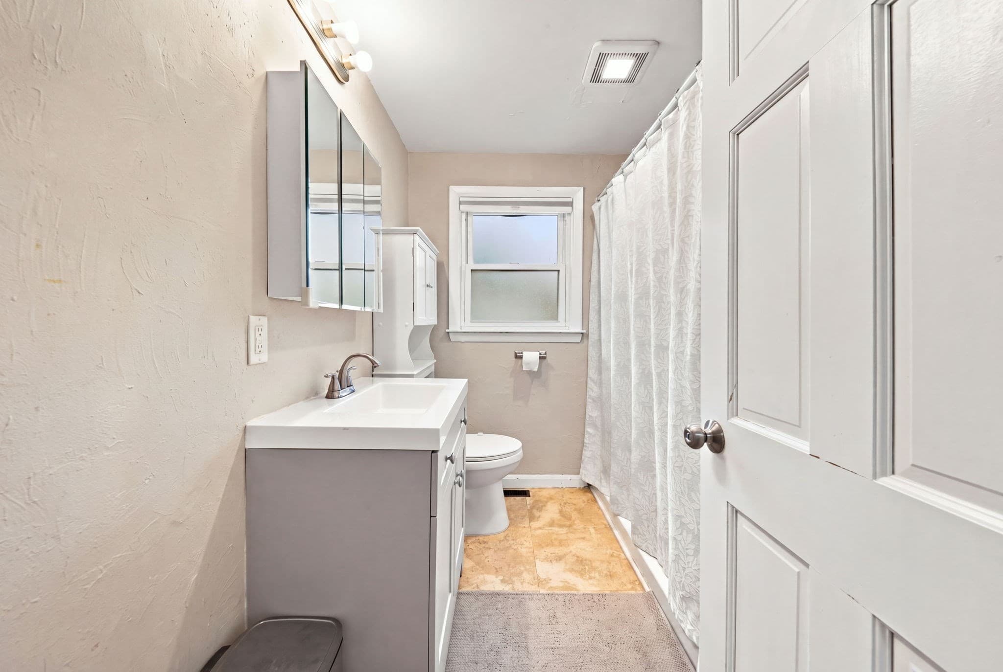Single Family Residence at 401 Turnpike St, Stoughton MA 02072, Stoughton, photo 23 of 35