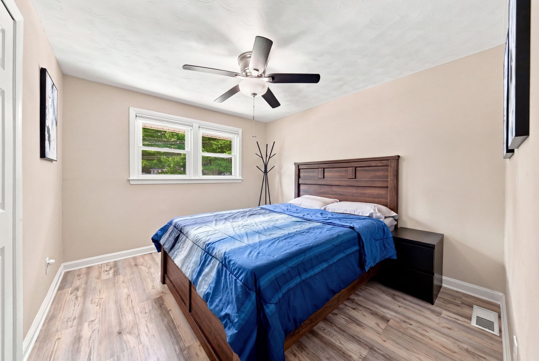 Single Family Residence at 401 Turnpike St, Stoughton MA 02072, Stoughton, photo 20 of 35
