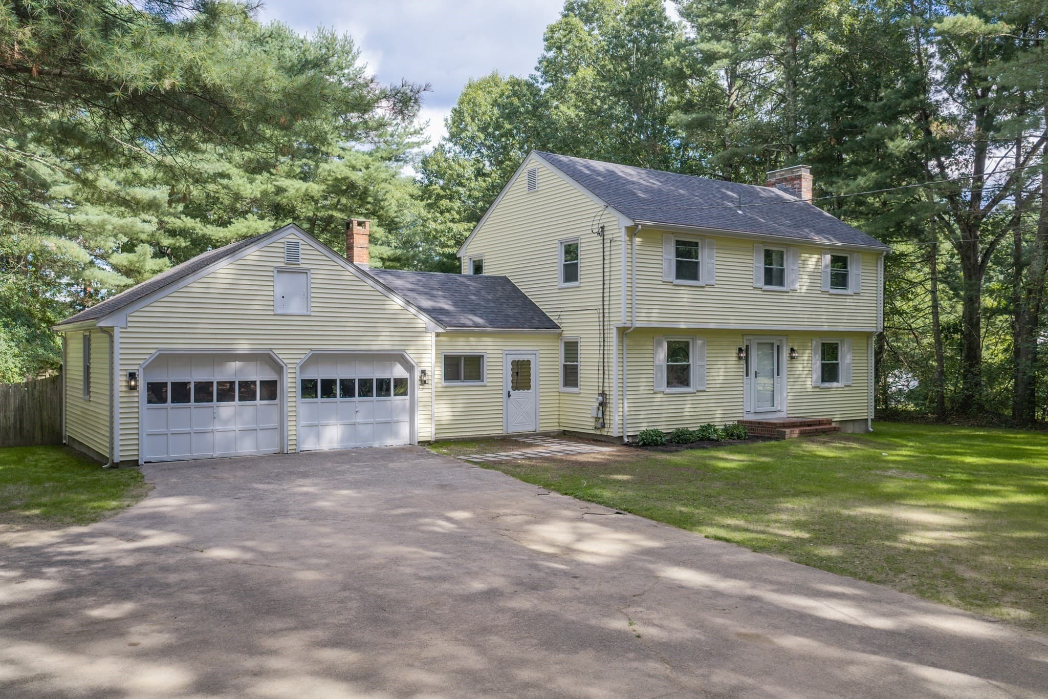Single Family Residence at 181 Lindsey St, North Attleboro MA 02760, North Attleboro, photo 4 of 42