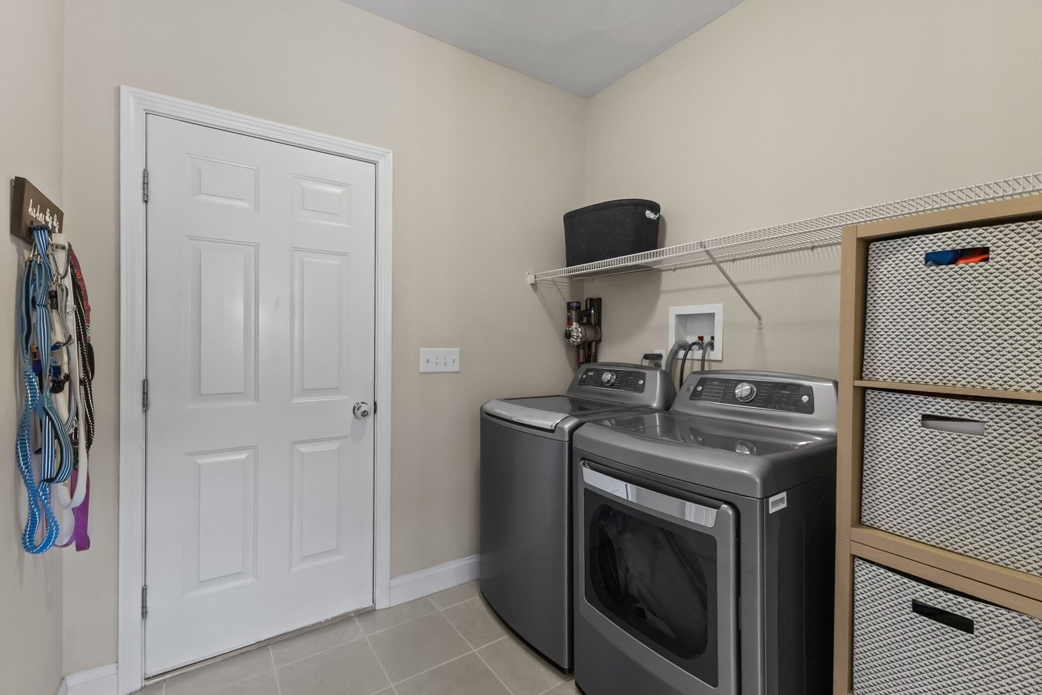 Single Family Residence at 22 W Ledge Rd, Clinton MA 01510, Clinton, photo 18 of 36