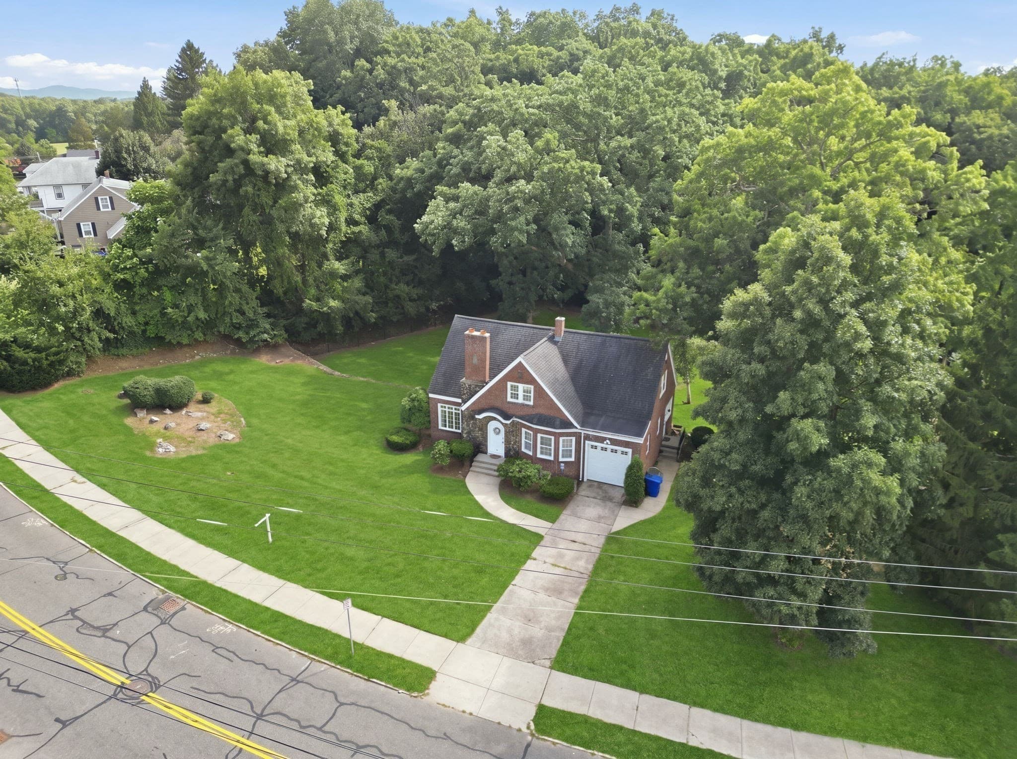 Single Family Residence at 63 Goodwin St, Springfield MA 01151, Springfield, photo 39 of 42