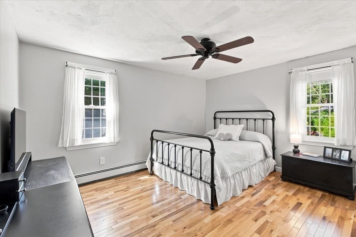 Single Family Residence at 3 Copper Beech Dr, Kingston MA 02364, Kingston, photo 22 of 37