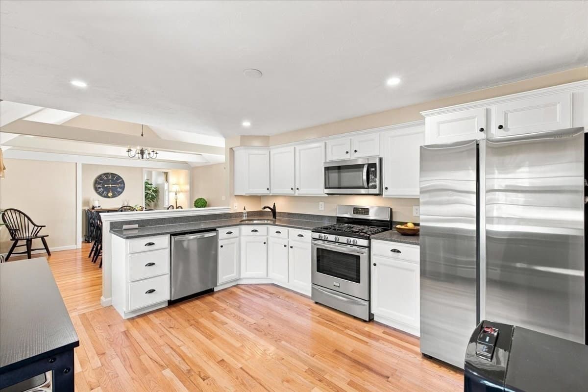 Single Family Residence at 3 Copper Beech Dr, Kingston MA 02364, Kingston, photo 14 of 37