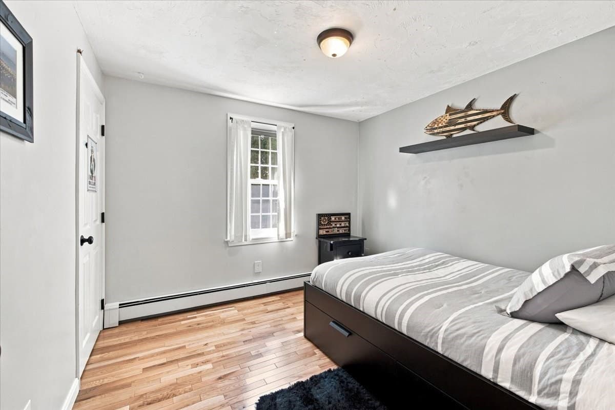 Single Family Residence at 3 Copper Beech Dr, Kingston MA 02364, Kingston, photo 25 of 37