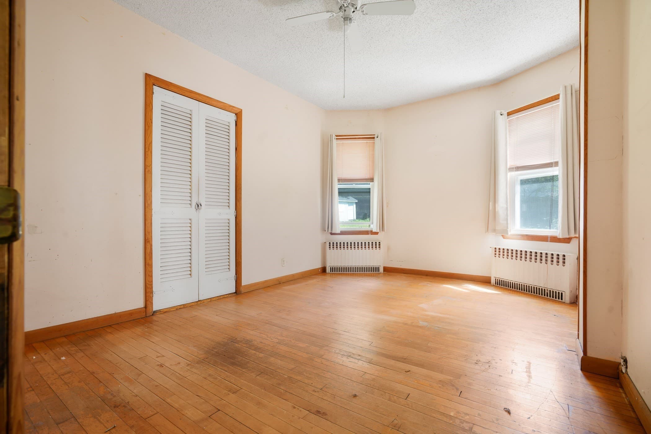 3 Family at 692 Walnut St, Fall River MA 02720, Fall River, photo 13 of 39