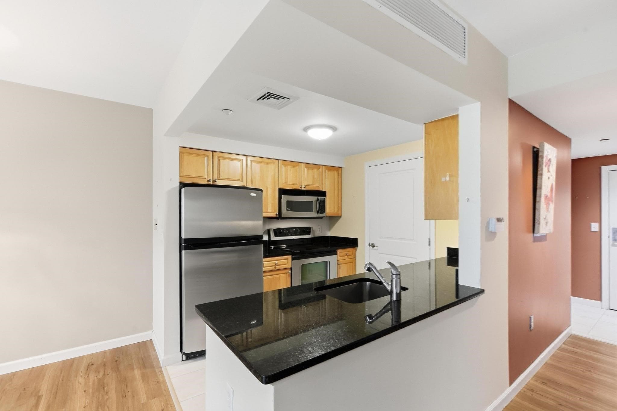 Condominium at 250 Main St. # 108B, Hudson MA 01749, Hudson, photo 15 of 40