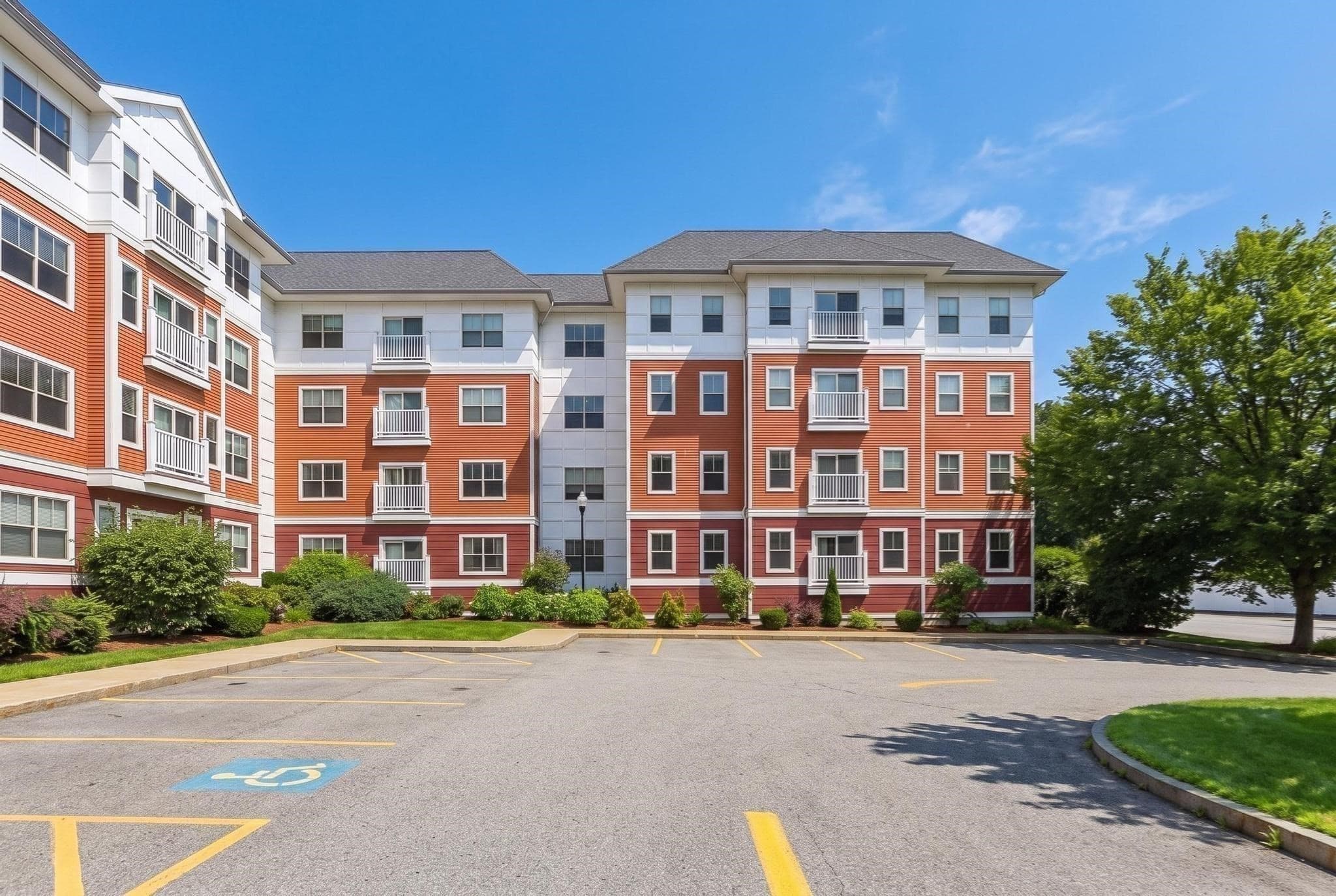 Condominium at 250 Main St. # 108B, Hudson MA 01749, Hudson, photo 4 of 40