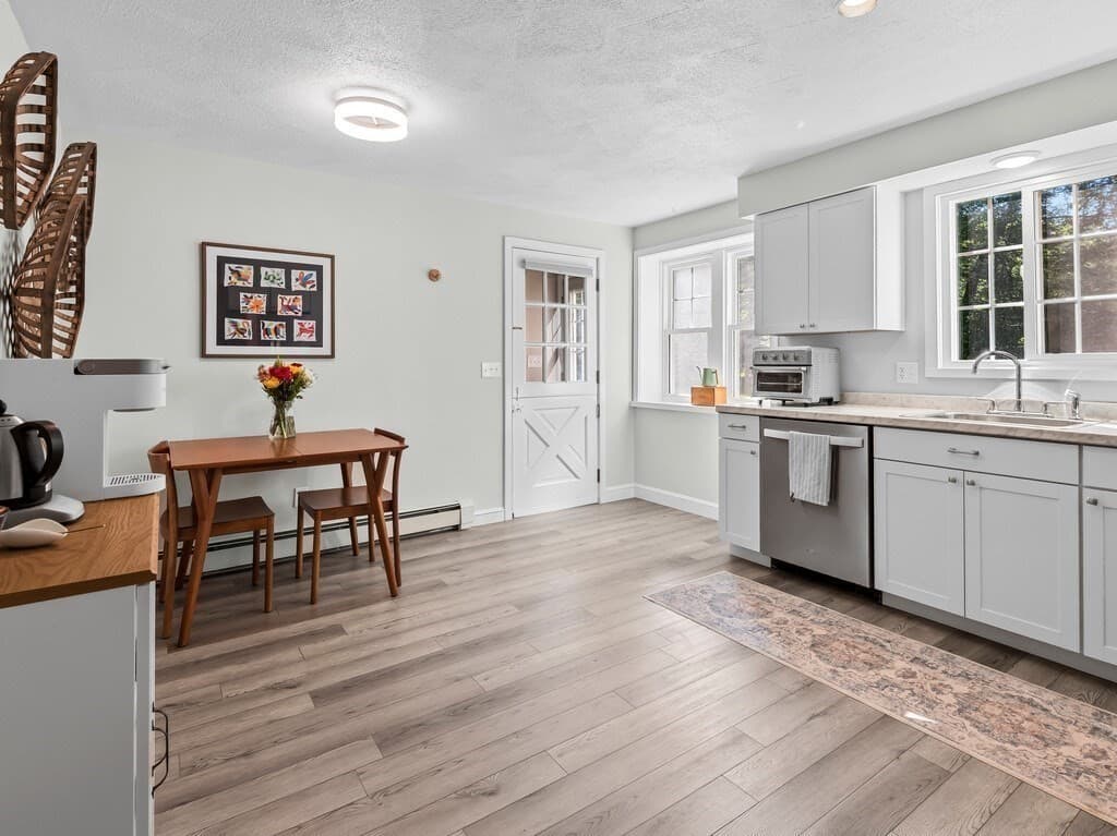 Single Family Residence at 69 Walnut St, Upton MA 01568, Upton, photo 13 of 40