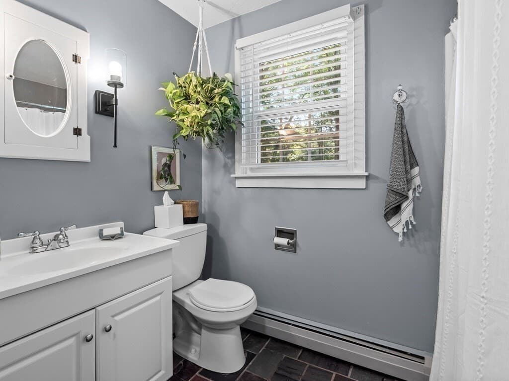 Single Family Residence at 69 Walnut St, Upton MA 01568, Upton, photo 14 of 40