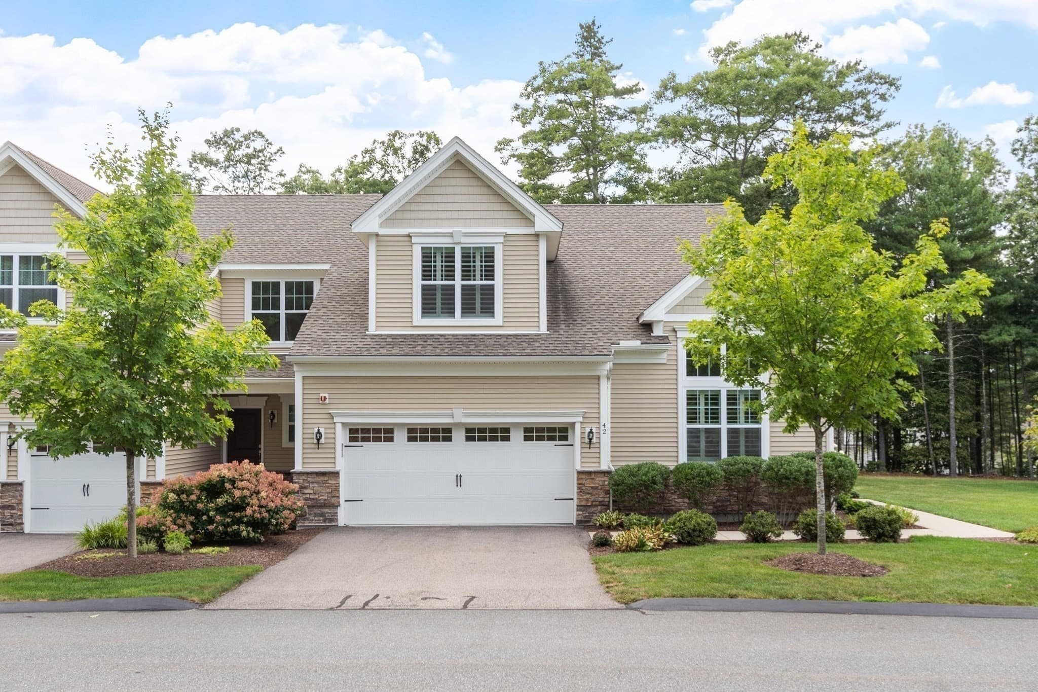 Condominium at 42 Ridgewood Dr # 42, Stow MA 01775, Stow, photo 34 of 42