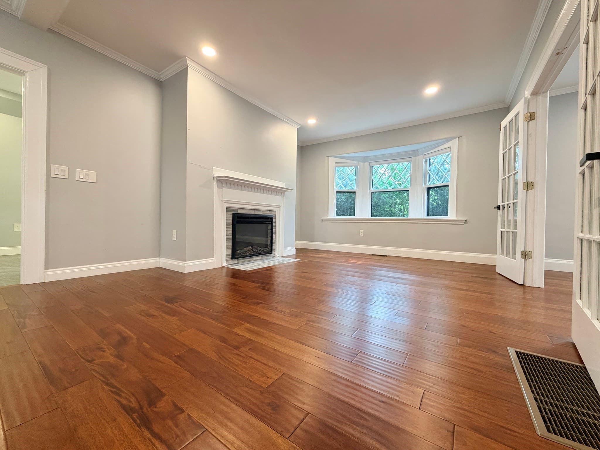 Single Family Residence at 21 Maple Street, Arlington MA 02476, Arlington, photo 9 of 37