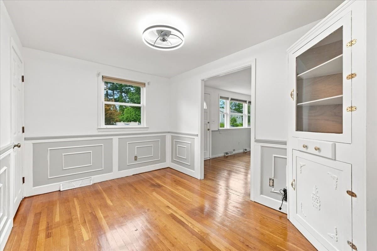 Single Family Residence at 8 Cross St, Halifax MA 02338, Halifax, photo 15 of 42