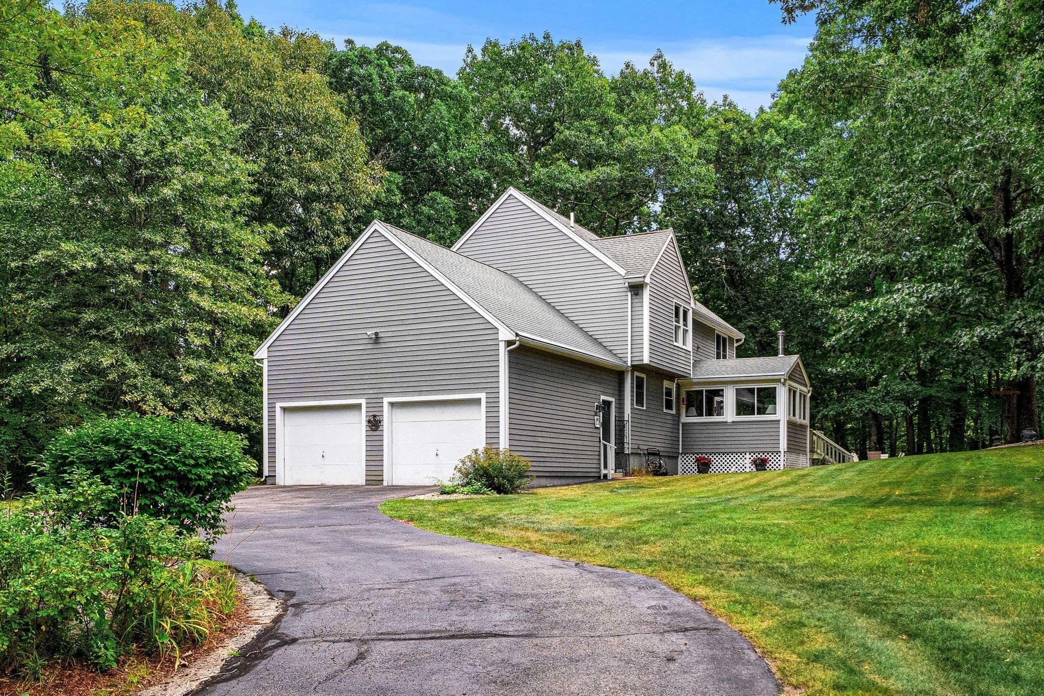 Single Family Residence at 4 Mulberry Street, Groveland MA 01834, Groveland, photo 5 of 42