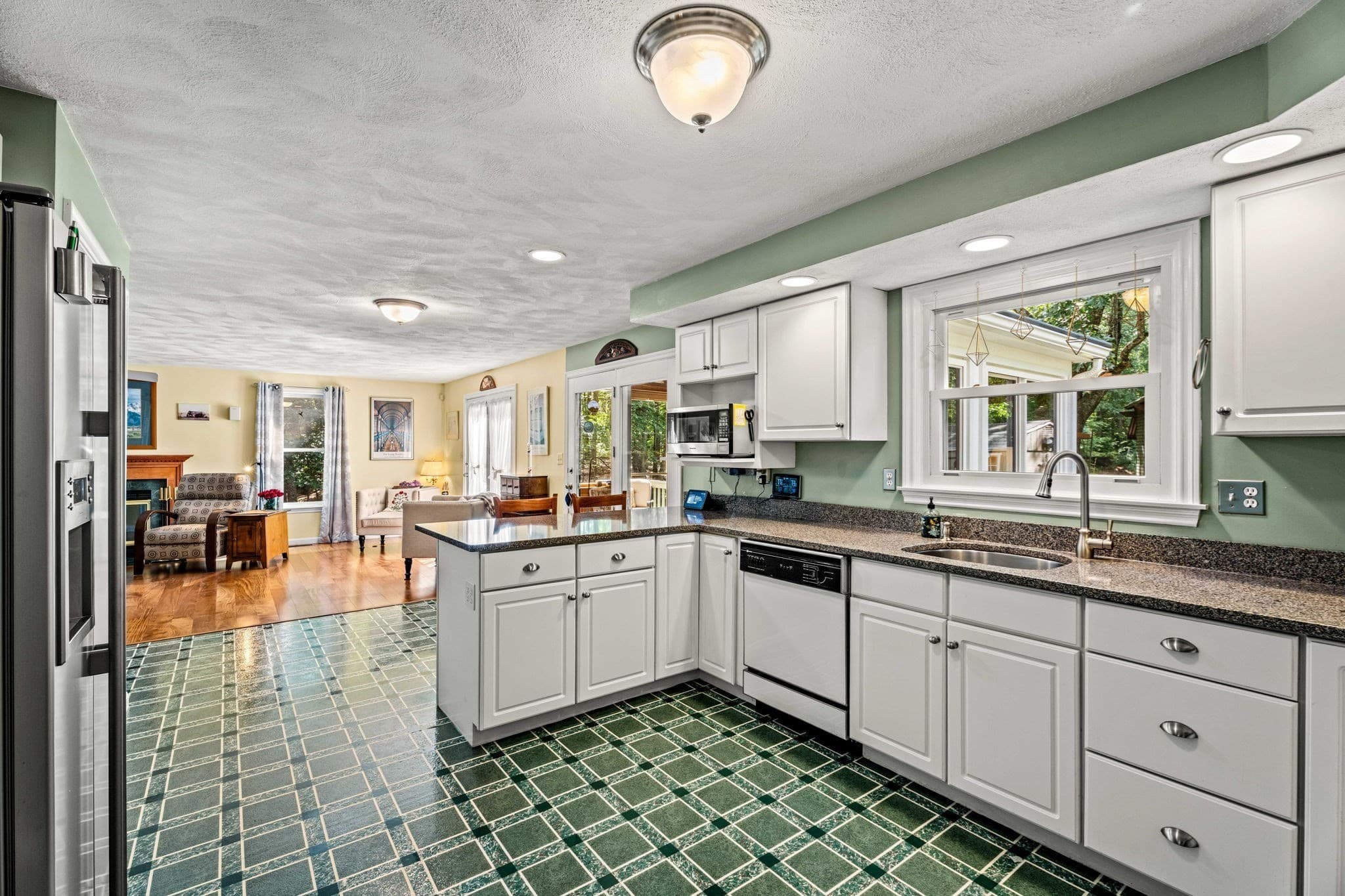 Single Family Residence at 4 Mulberry Street, Groveland MA 01834, Groveland, photo 10 of 42