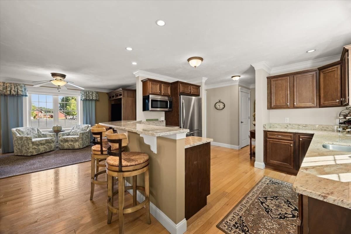 Condominium at 11 Cassidy Place # 11, Bridgewater MA 02324, Bridgewater, photo 9 of 32