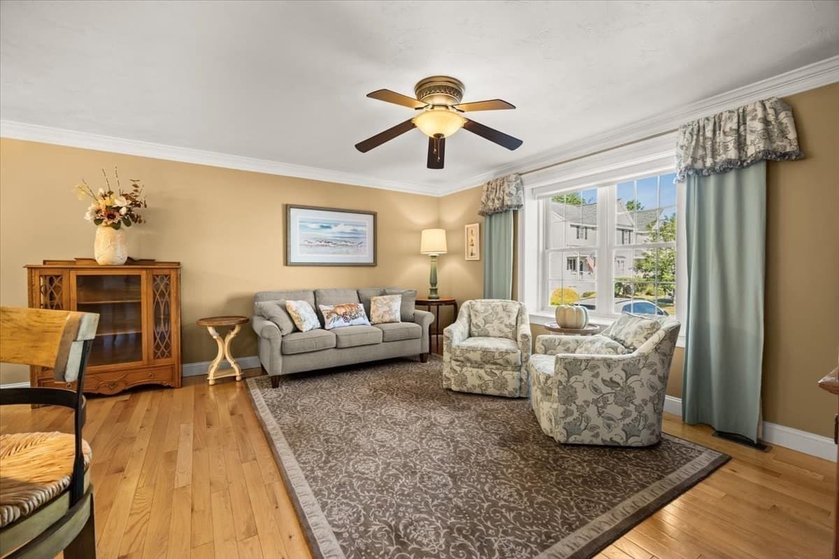 Condominium at 11 Cassidy Place # 11, Bridgewater MA 02324, Bridgewater, photo 4 of 32
