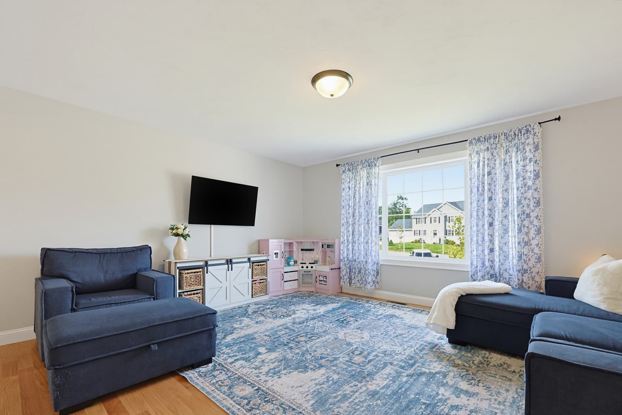 Single Family Residence at 70 Henrietta Way, Taunton MA 02780, Taunton, photo 11 of 40