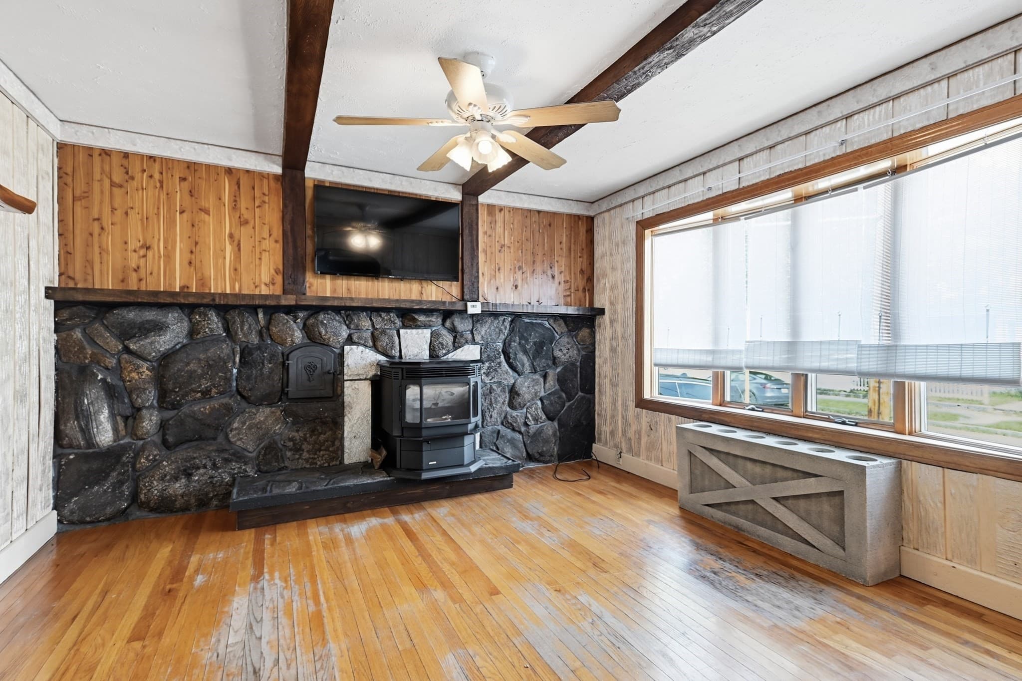 Single Family Residence at 64 Stewart St, Chicopee MA 01020, photo 13 of 42