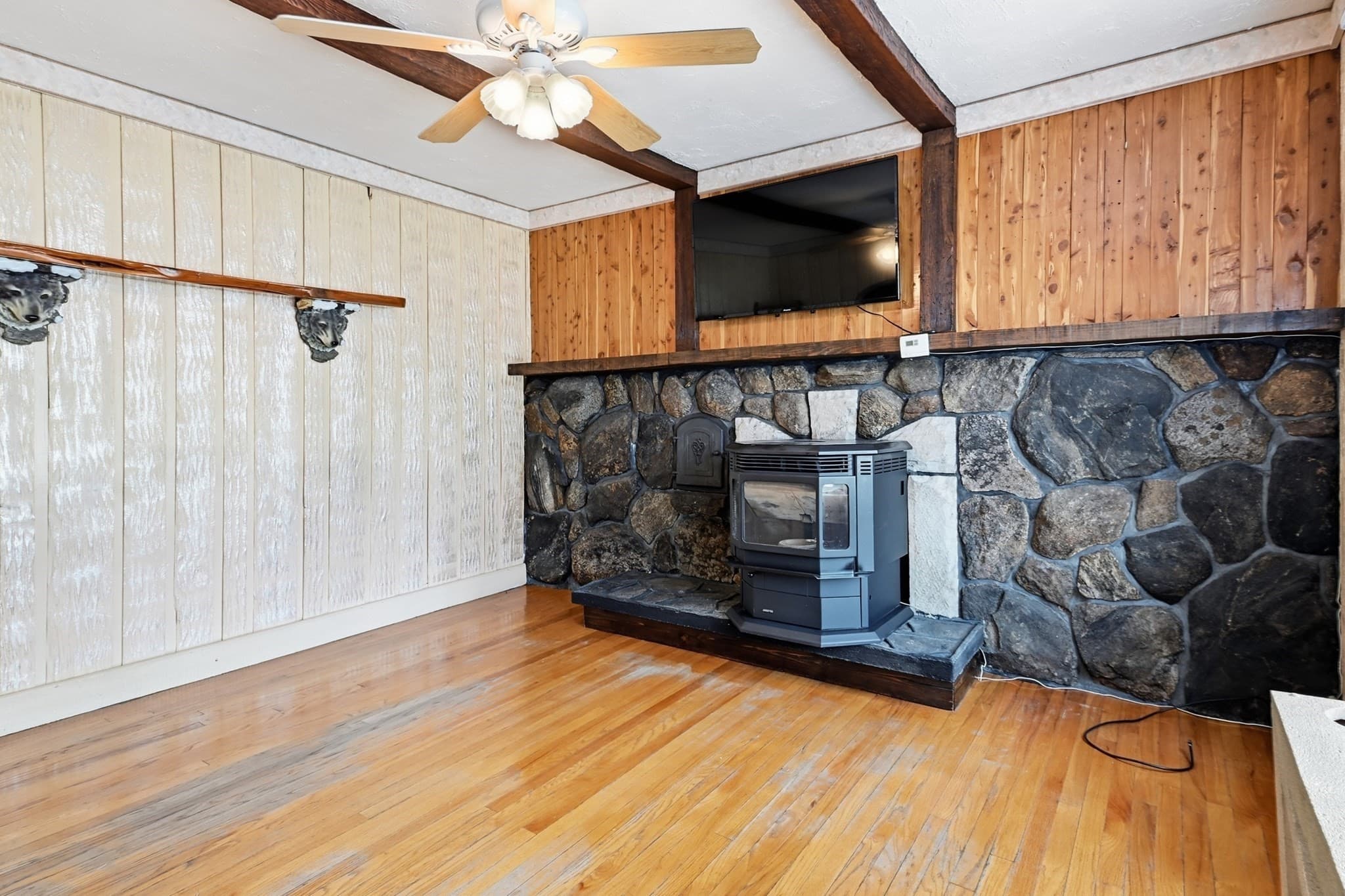 Single Family Residence at 64 Stewart St, Chicopee MA 01020, photo 12 of 42