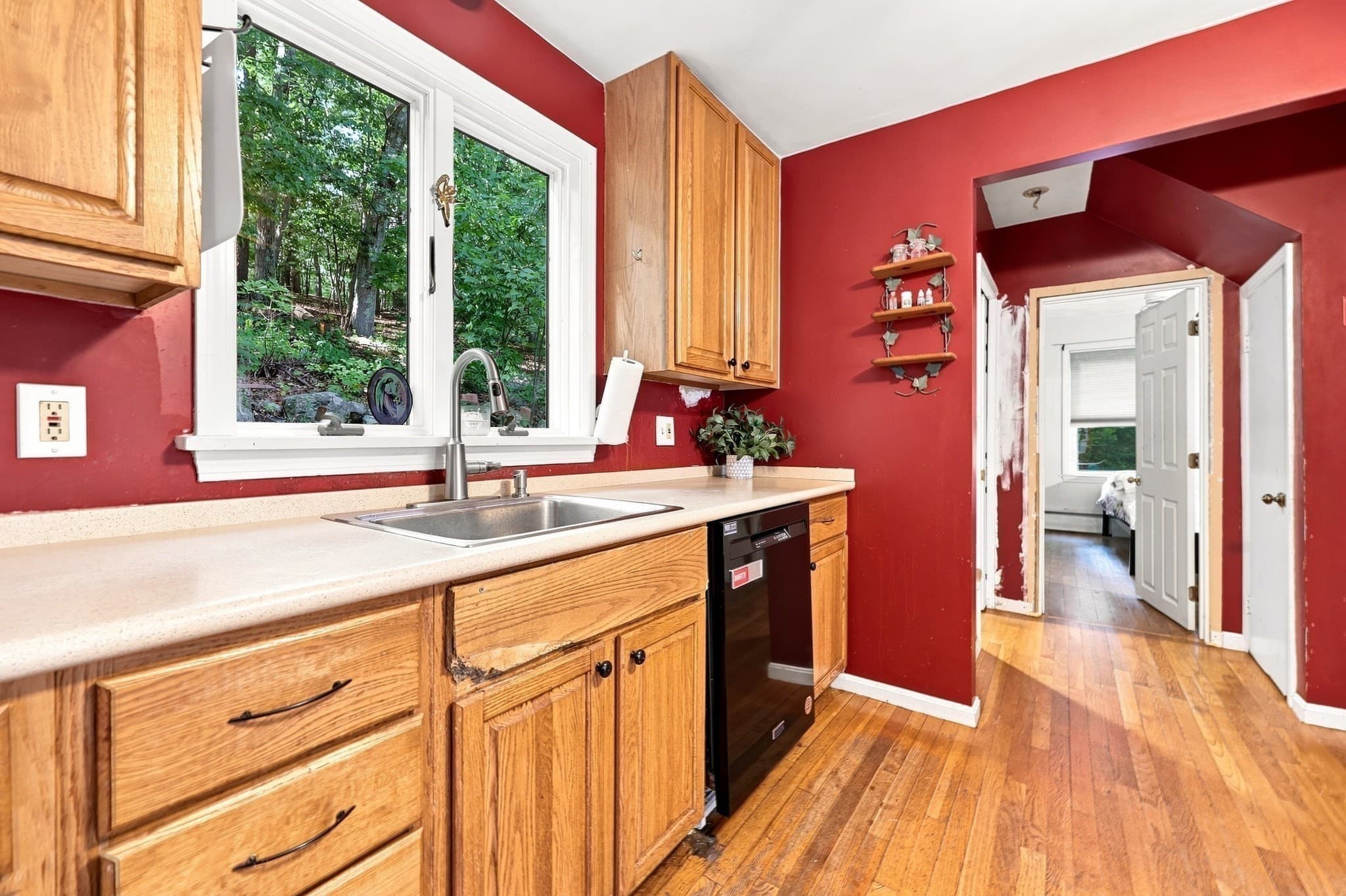 Single Family Residence at 79 Waverly Rd, Woburn MA 01801, Woburn, photo 9 of 37
