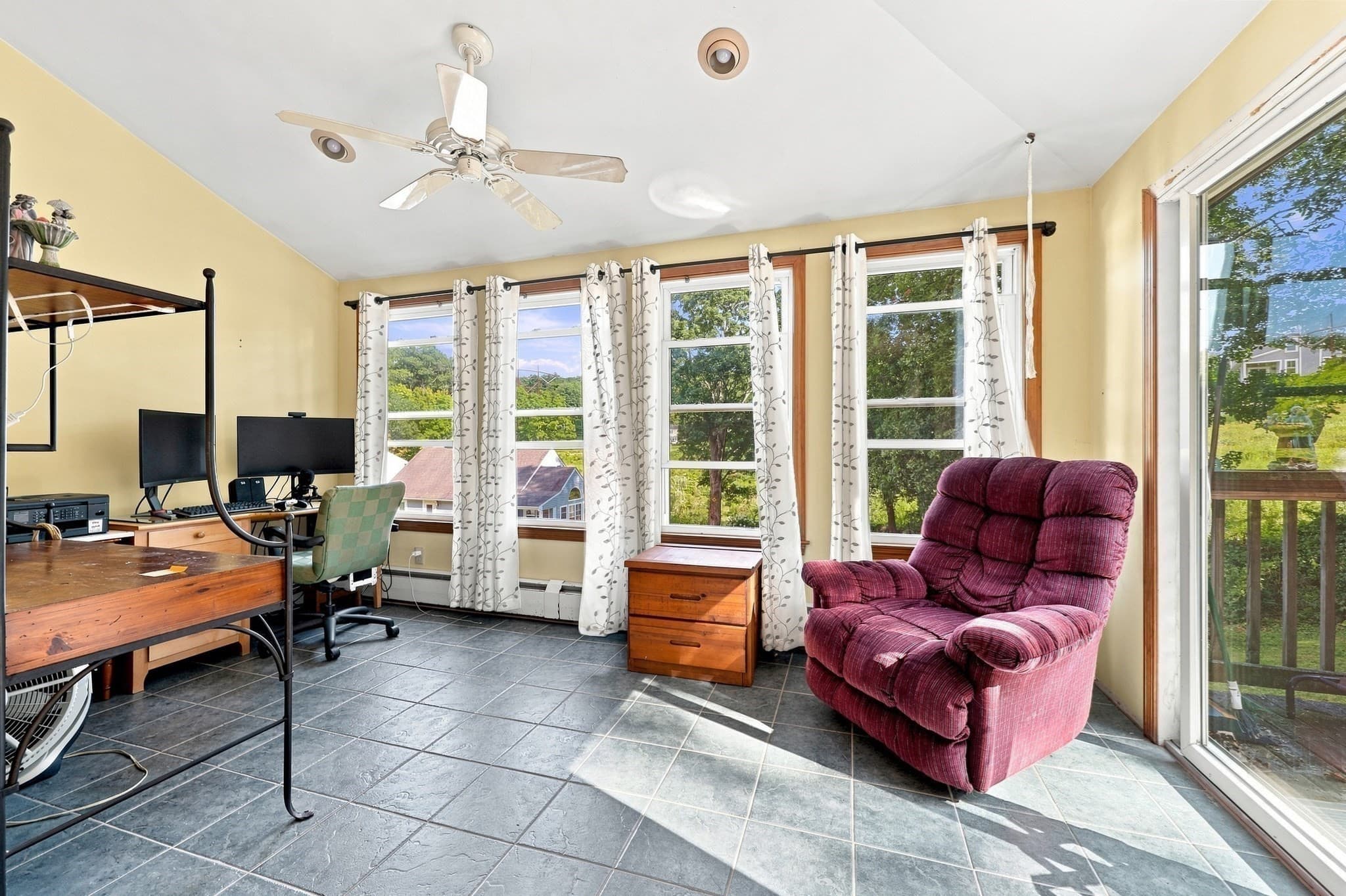 Single Family Residence at 79 Waverly Rd, Woburn MA 01801, Woburn, photo 15 of 37