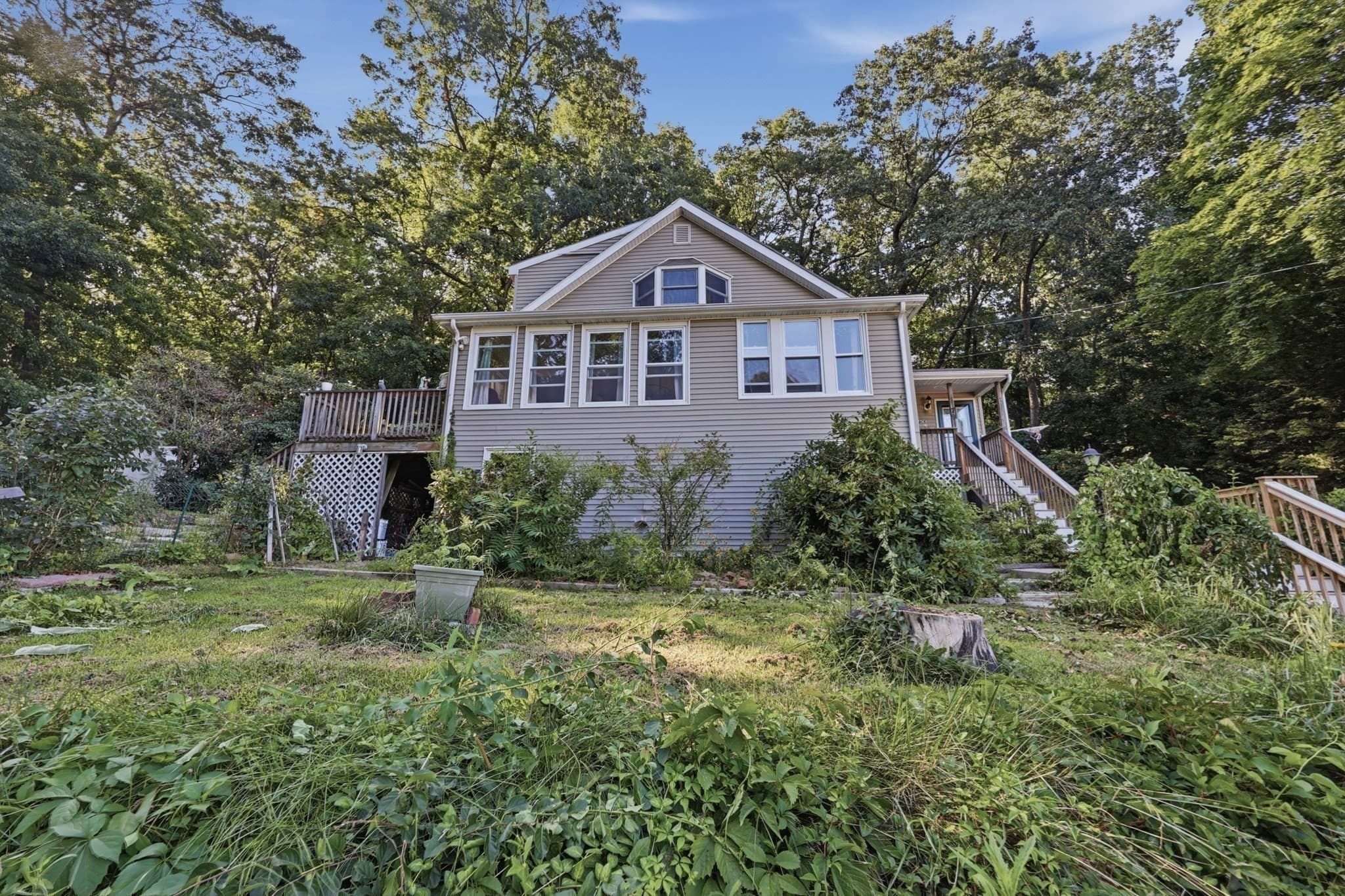 Single Family Residence at 79 Waverly Rd, Woburn MA 01801, Woburn, photo 4 of 37