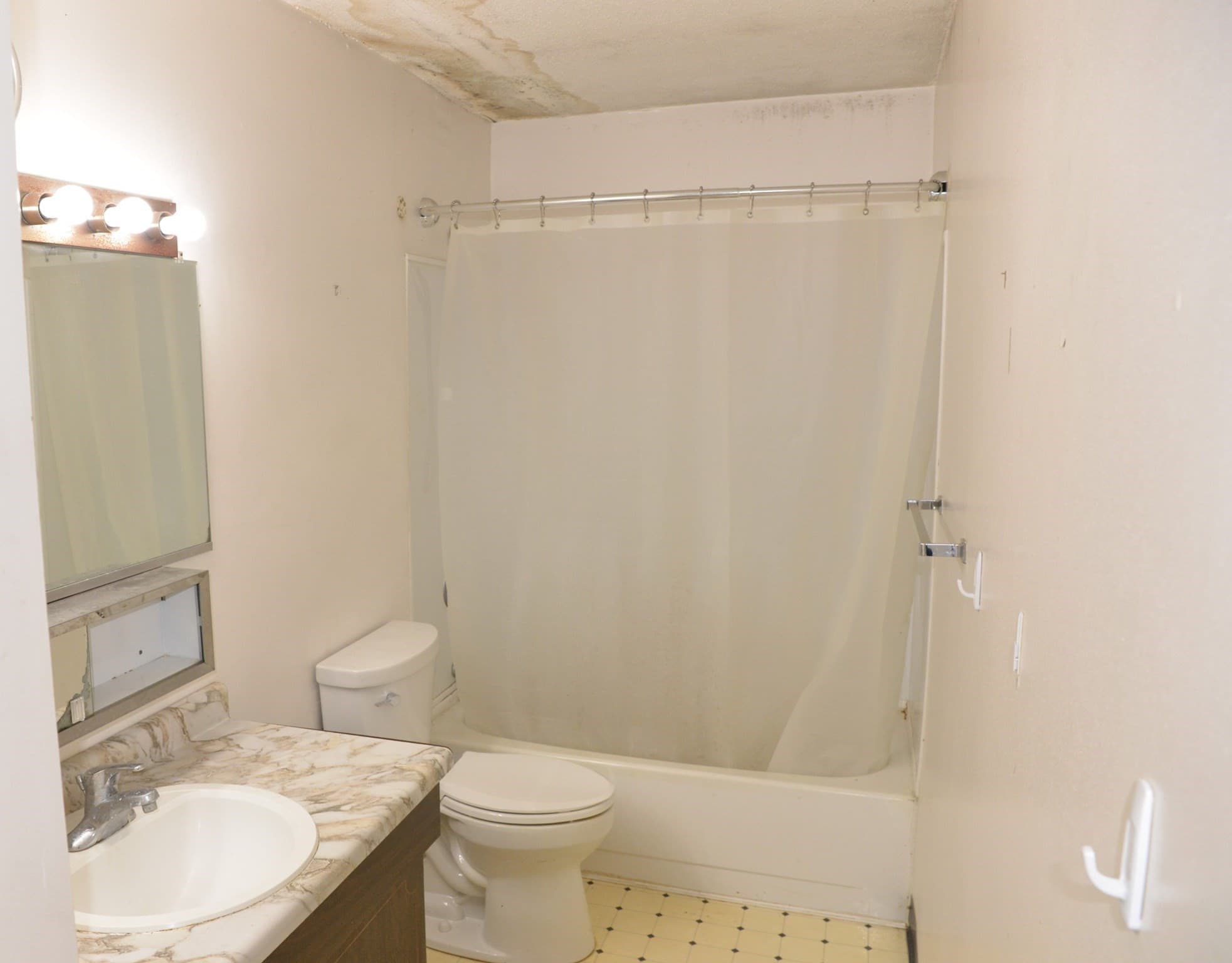 Condominium at 47 Village Brook Ln # 14, Natick MA 01760, Natick, photo 6 of 17