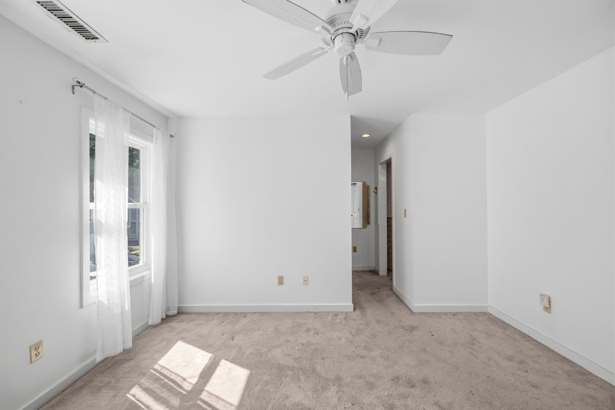Condominium at 17 Walnut Court # 17, Rockland MA 02370, Rockland, photo 26 of 36