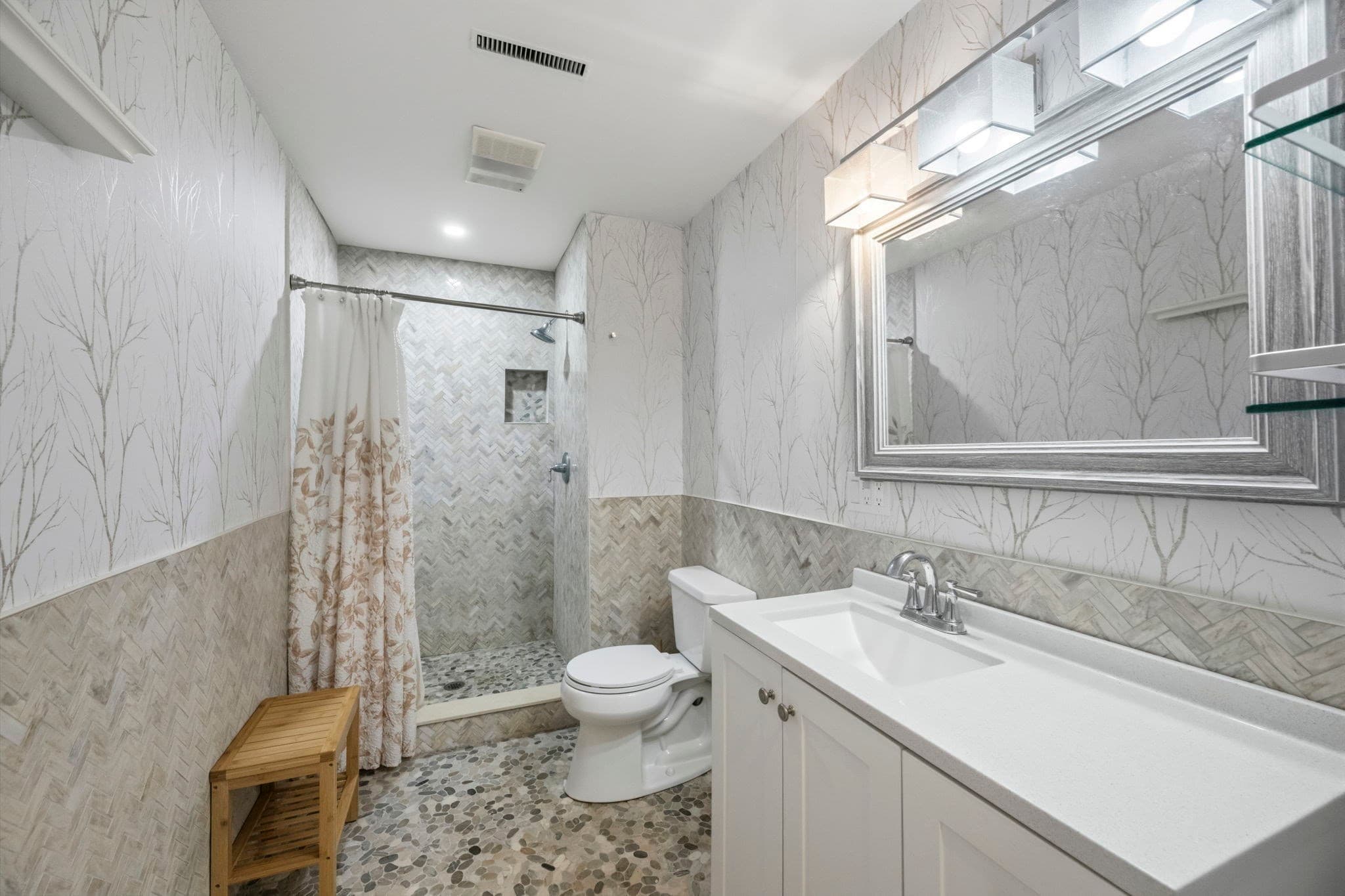 Condominium at 17 Walnut Court # 17, Rockland MA 02370, Rockland, photo 28 of 36