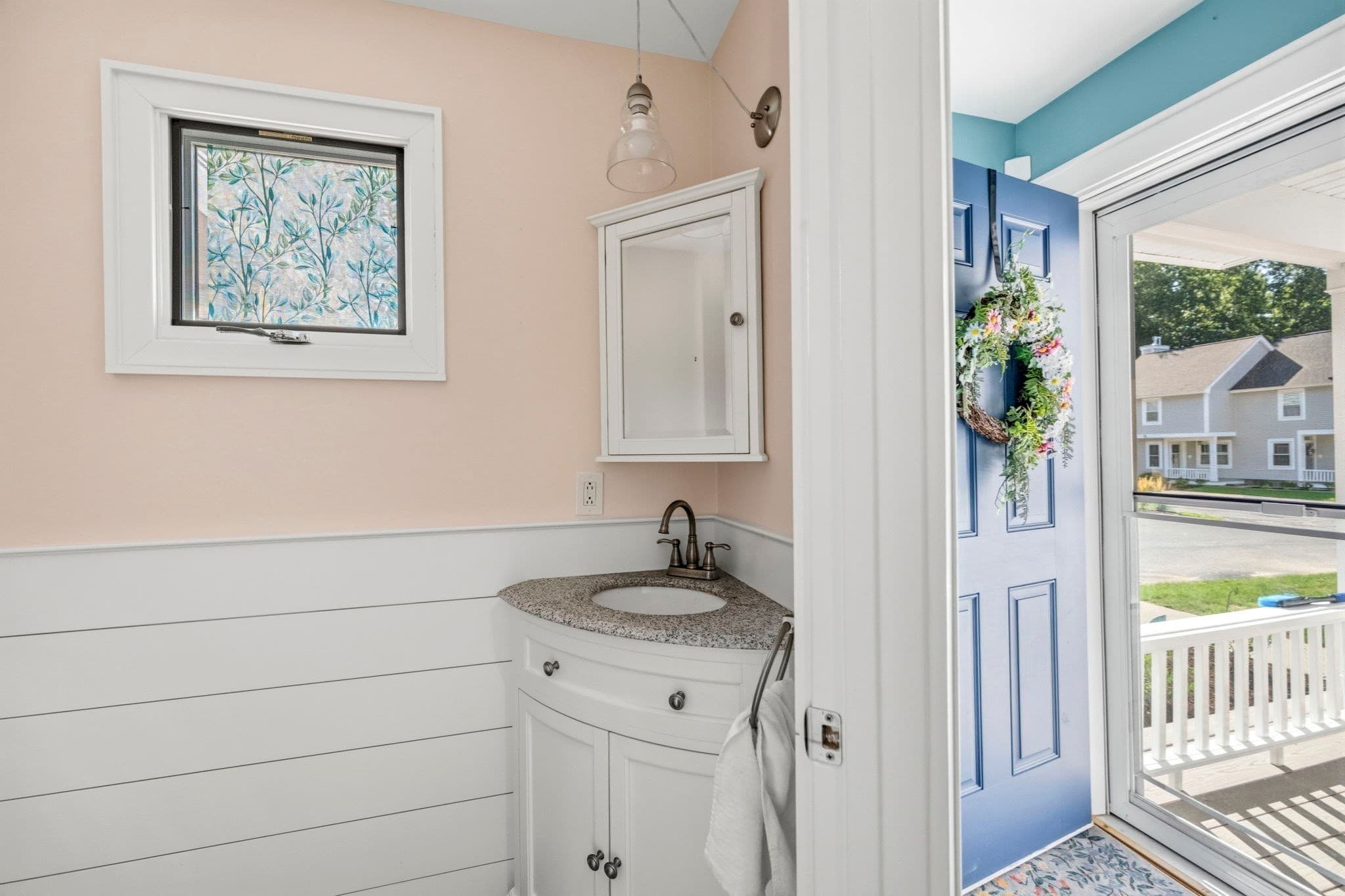 Condominium at 17 Walnut Court # 17, Rockland MA 02370, Rockland, photo 5 of 36
