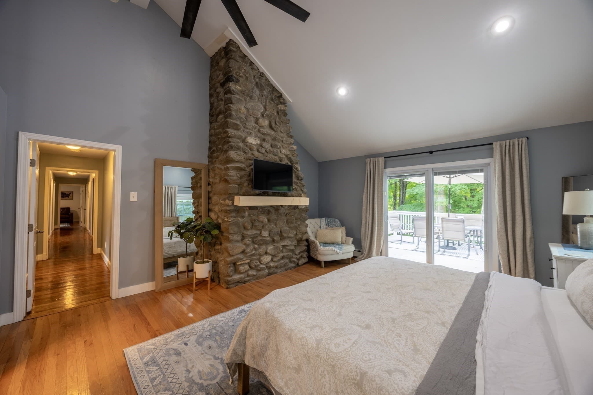 Single Family Residence at 17 Gardner Ave, Sturbridge MA 01566, Sturbridge, photo 19 of 41