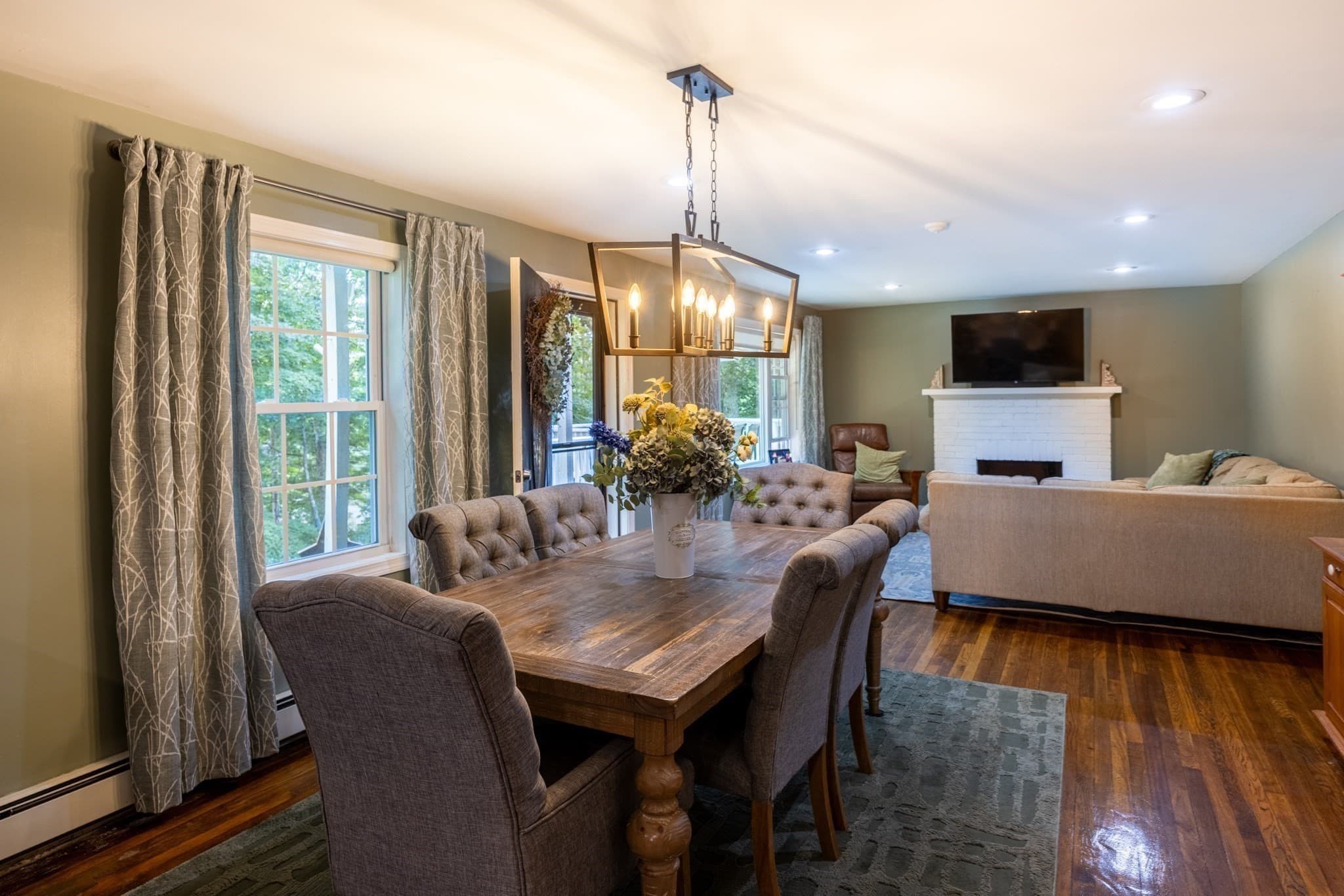 Single Family Residence at 17 Gardner Ave, Sturbridge MA 01566, Sturbridge, photo 8 of 41