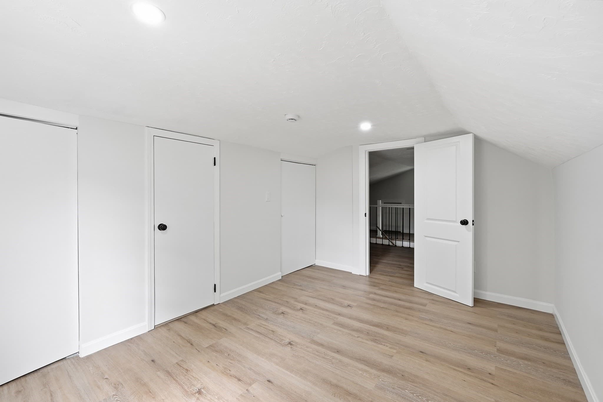 Single Family Residence at 28 Southold Rd, Worcester MA 01607, Worcester, photo 27 of 42