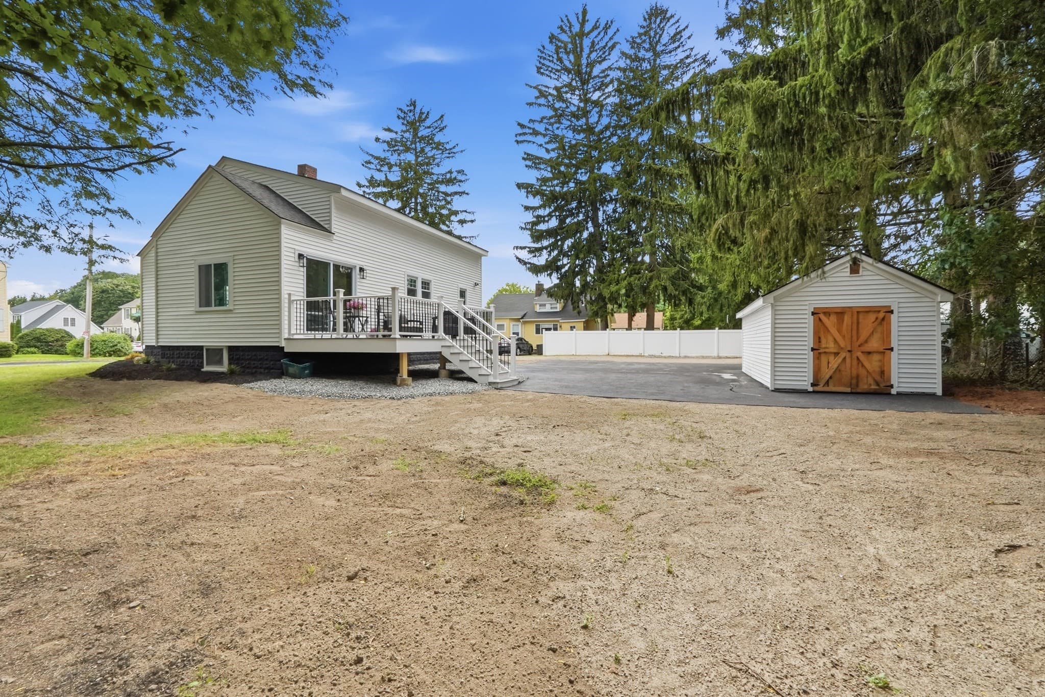 Single Family Residence at 28 Southold Rd, Worcester MA 01607, Worcester, photo 36 of 42