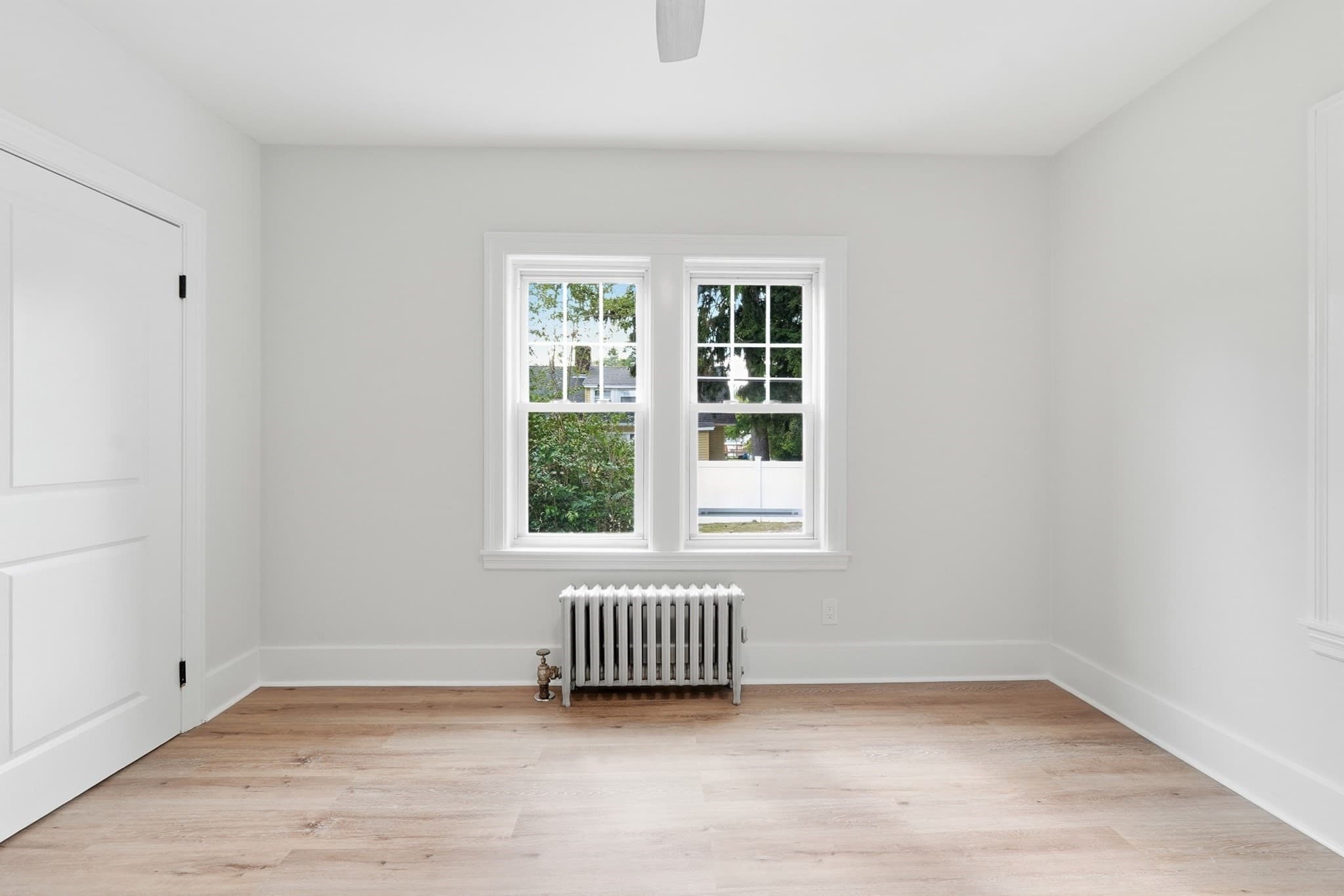 Single Family Residence at 28 Southold Rd, Worcester MA 01607, Worcester, photo 20 of 42