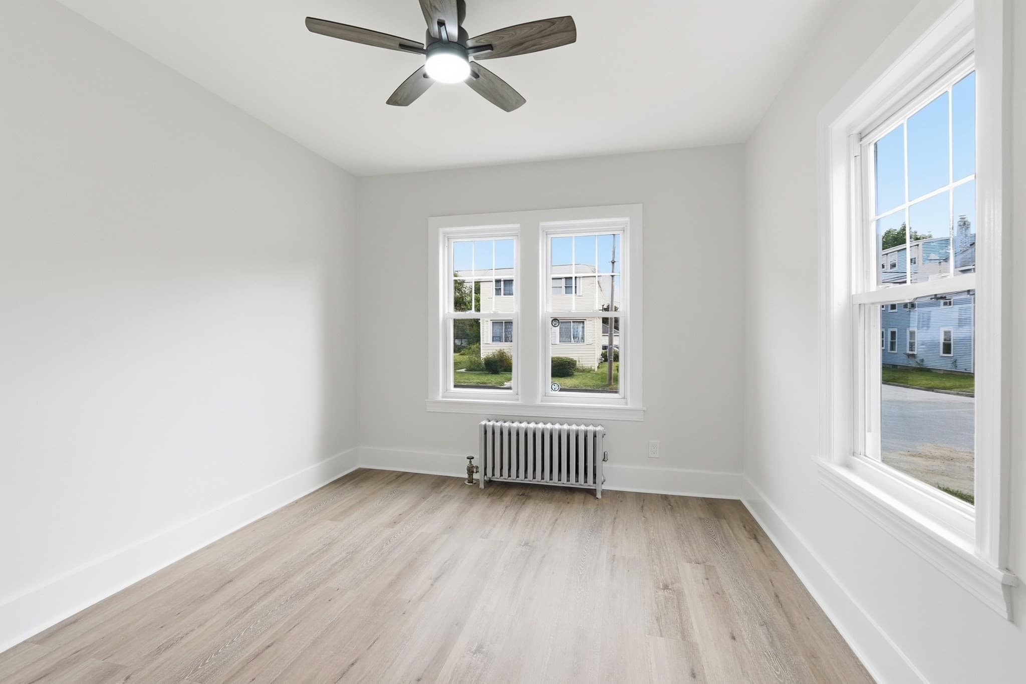 Single Family Residence at 28 Southold Rd, Worcester MA 01607, Worcester, photo 24 of 42